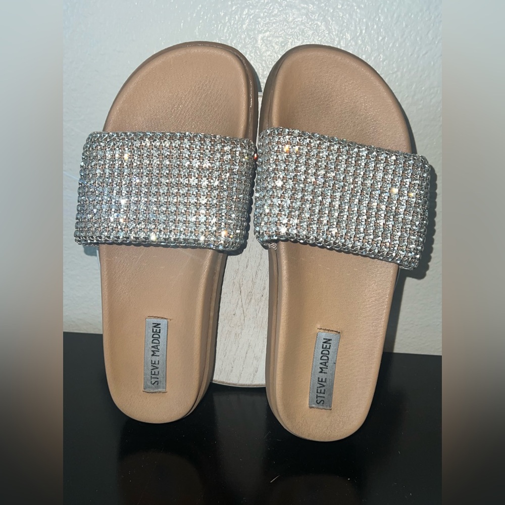 Steve Madden Marren Silver Crystal Spring Casual Slide Sandals with Nude Footbed